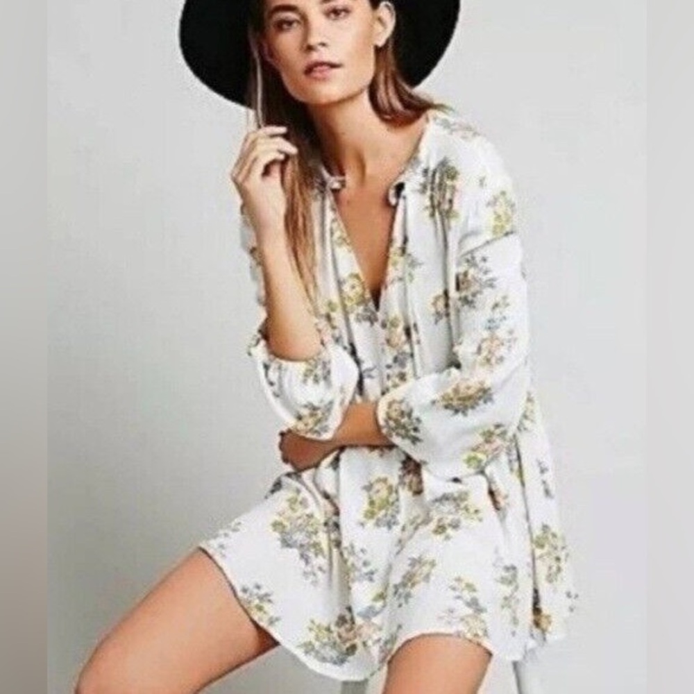 Free people sz s (wears up to a L) tunic swing floral